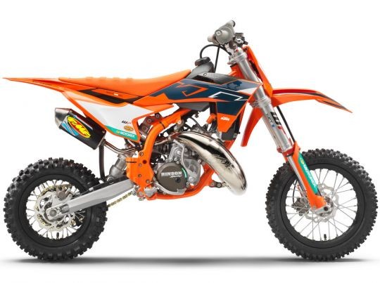  MOTORCYCLES KTM MINICYCLE MY24 50SX Factory Edition 546692_MY24_KTM_50 SX_Factory Edition_90-Right_High_Studio_STUDIO