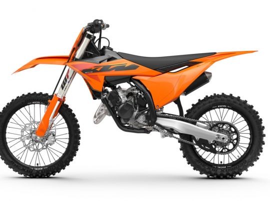  MOTORCYCLES KTM MOTOCROSS MY25 125SX 579816_MY25-KTM-125 SX-90-left_Studio_03_STUDIO