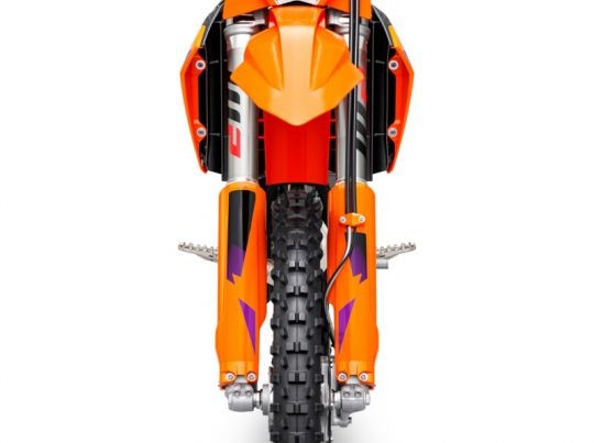  MOTORCYCLES KTM ENDURO MY24 450EXCF 520448_MY24_KTM-450-EXC-F_EU_Front