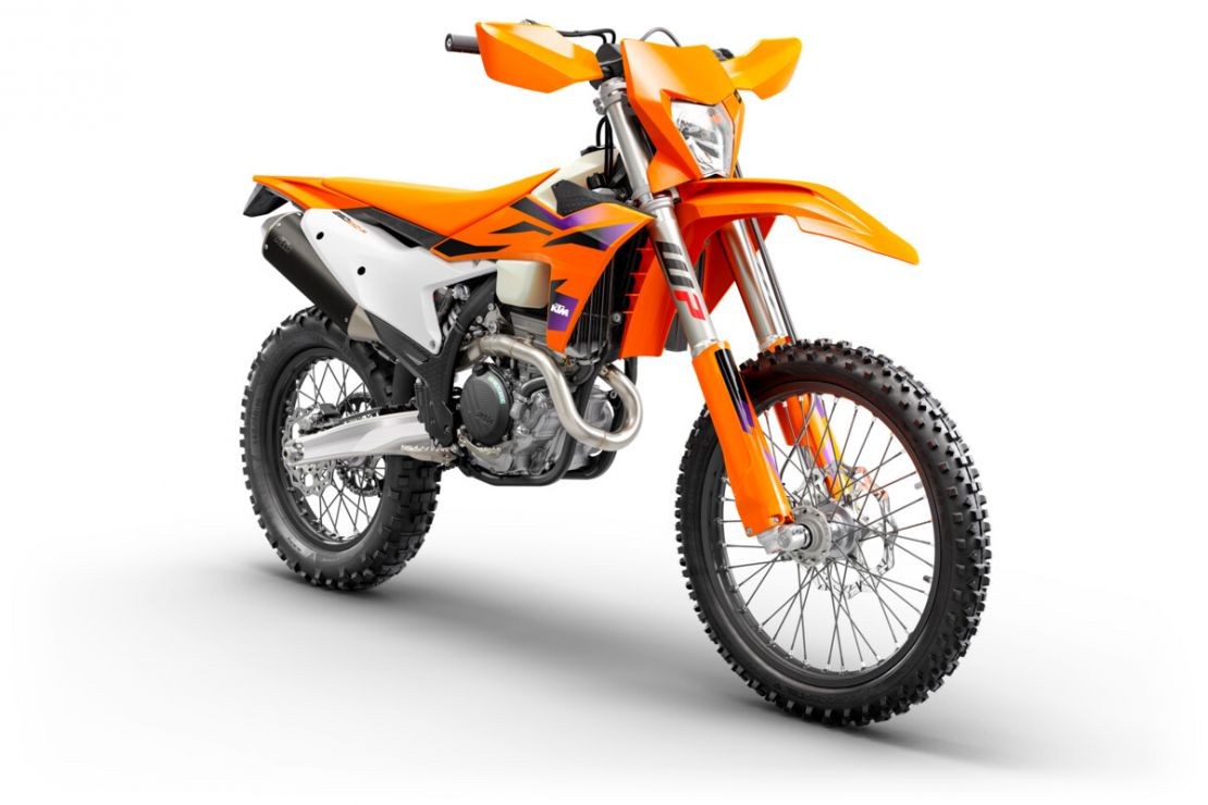  MOTORCYCLES KTM ENDURO MY24 250EXCF 520386_MY24_KTM-250-EXC-F_EU_Front-Right